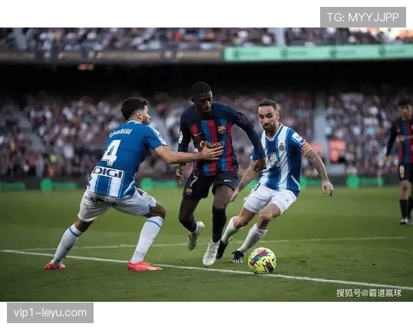 欧洲杯激战：关键进球点燃绝地反击，球队状态回升重燃晋级希望