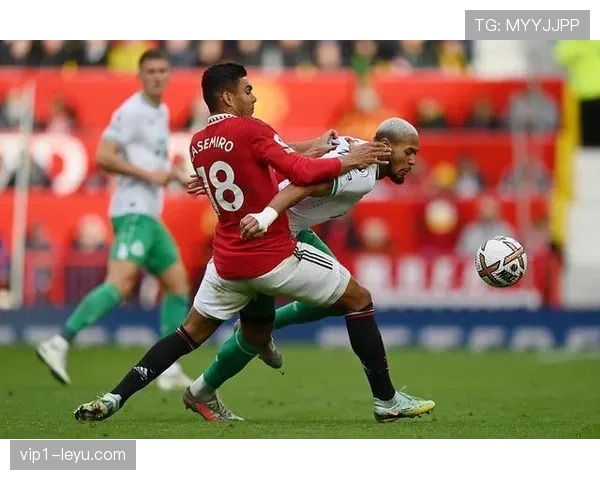 滕哈赫防守体系战术解析